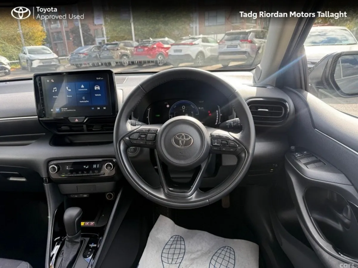 Toyota Yaris Hatchback, Petrol Hybrid, 2026, Black