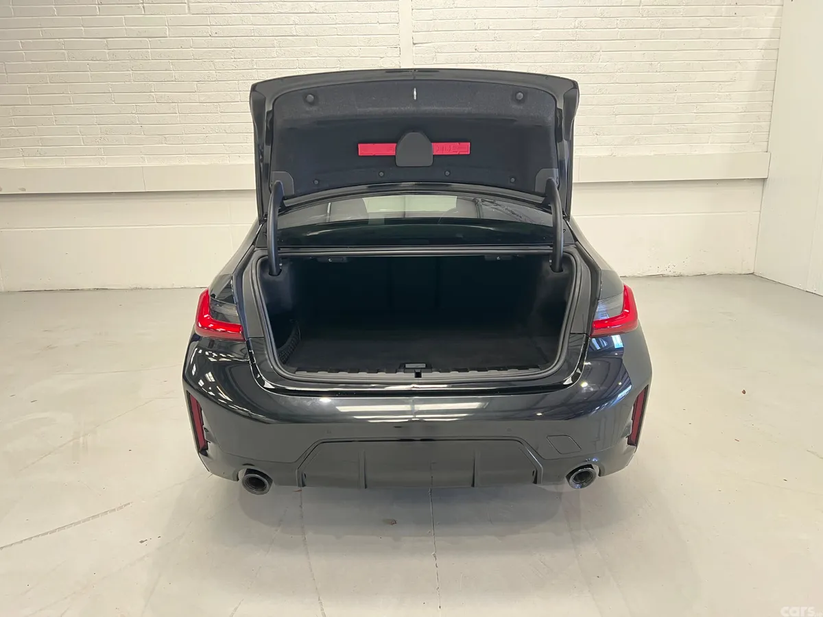 BMW 3-Series Saloon, Petrol Hybrid, 2023, Black