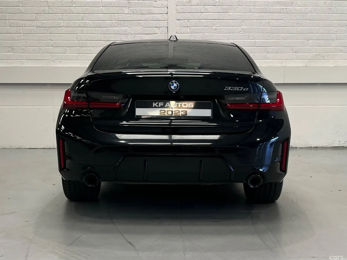 BMW 3-Series Saloon, Petrol Hybrid, 2023, Black