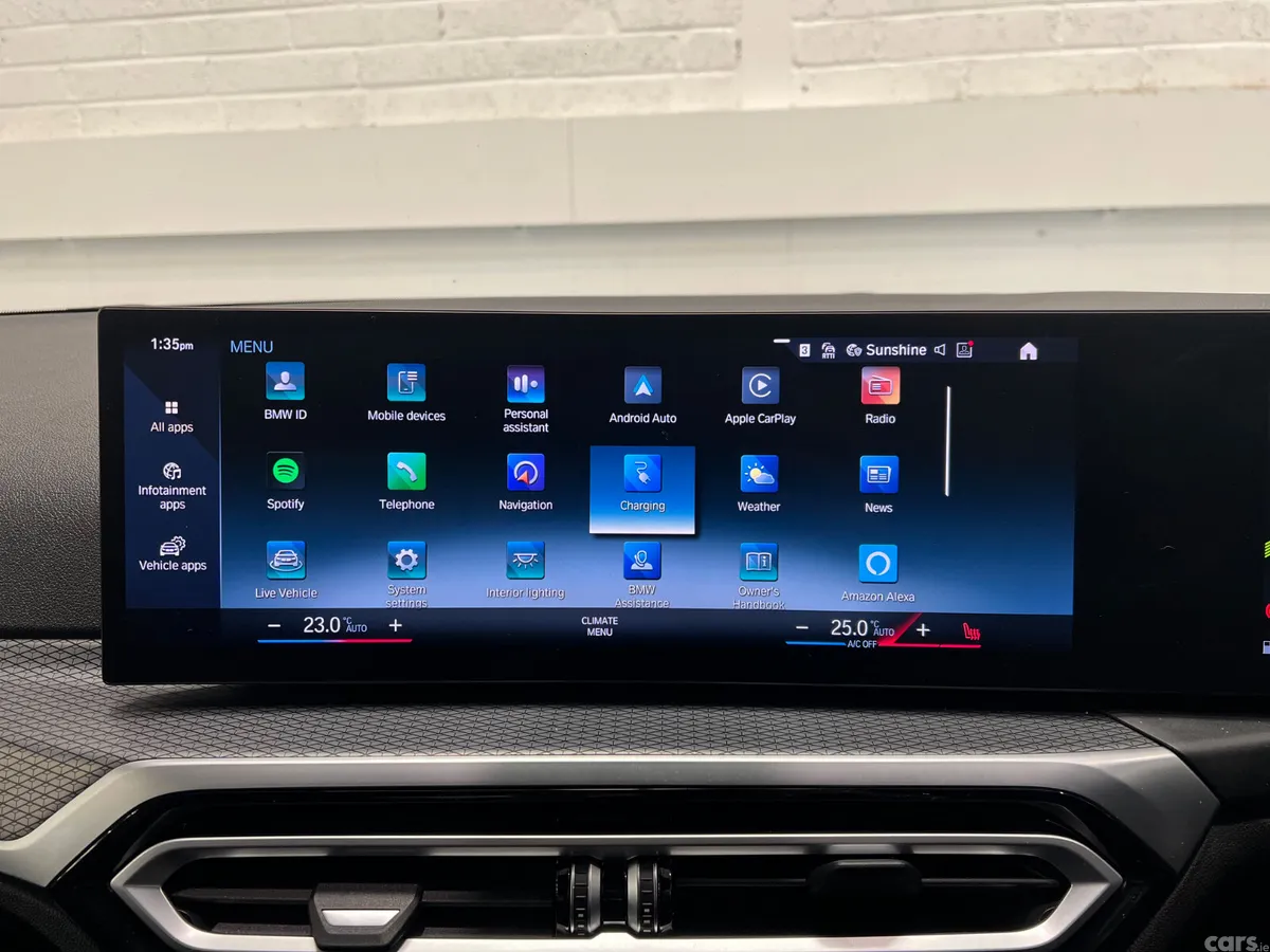 BMW 3-Series Saloon, Petrol Hybrid, 2023, Black