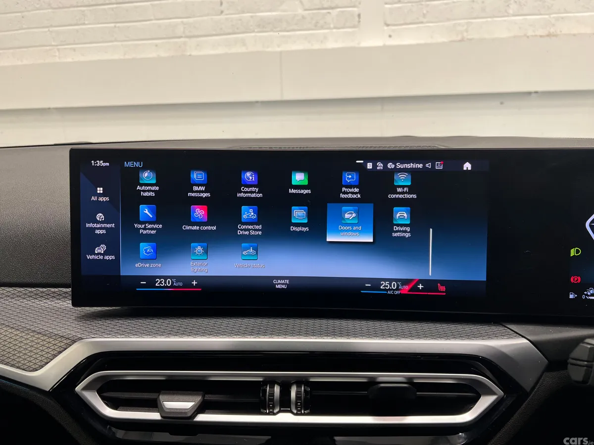 BMW 3-Series Saloon, Petrol Hybrid, 2023, Black