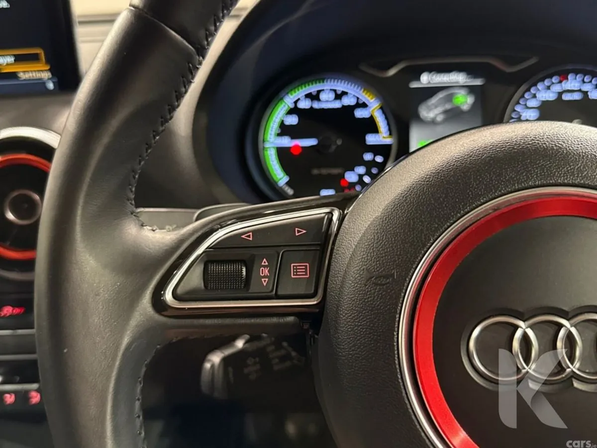 Audi A3 Hatchback, Petrol Plug-in Hybrid, 2017, White