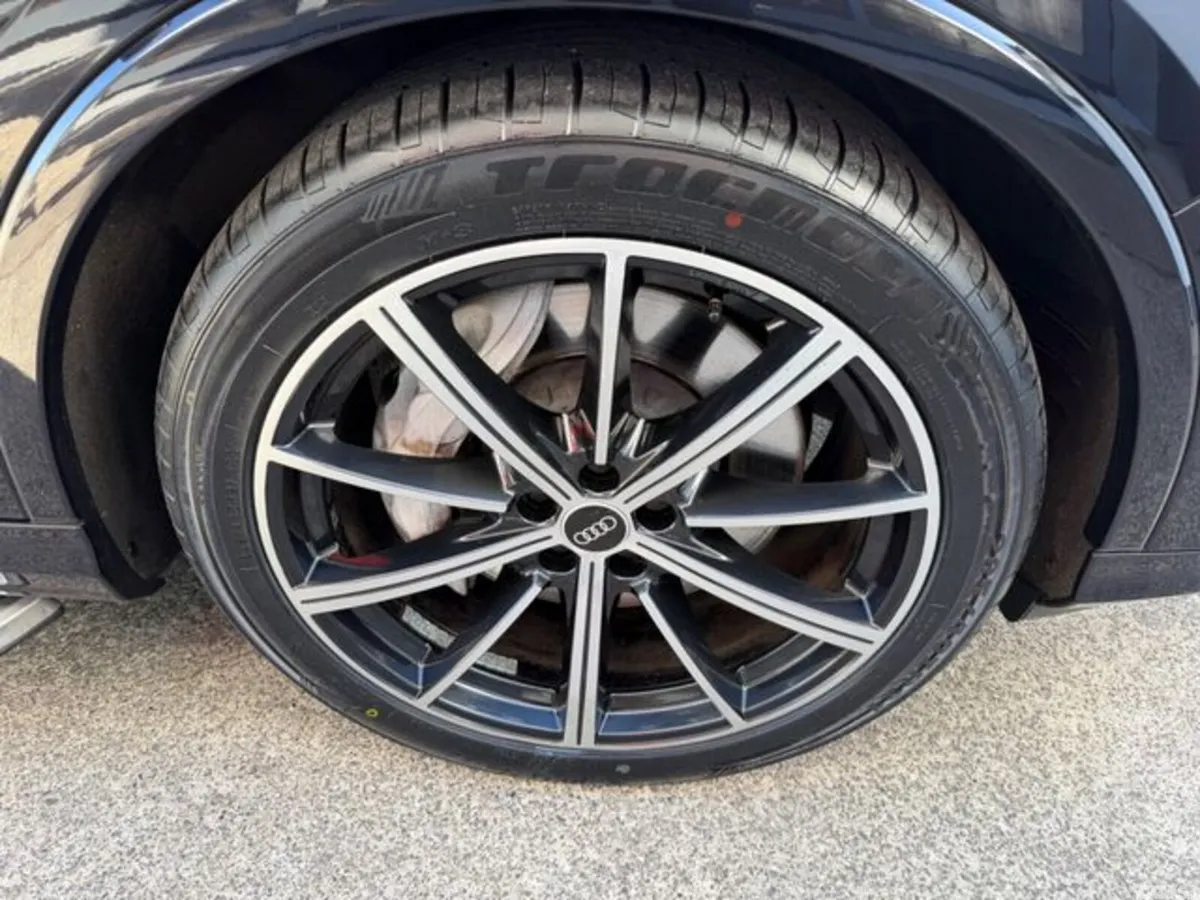 Audi Q7 SUV, Petrol Plug-in Hybrid, 2021, Black