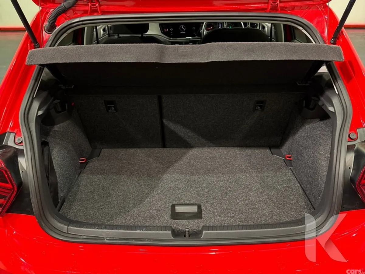Volkswagen Polo Hatchback, Petrol, 2021, Red