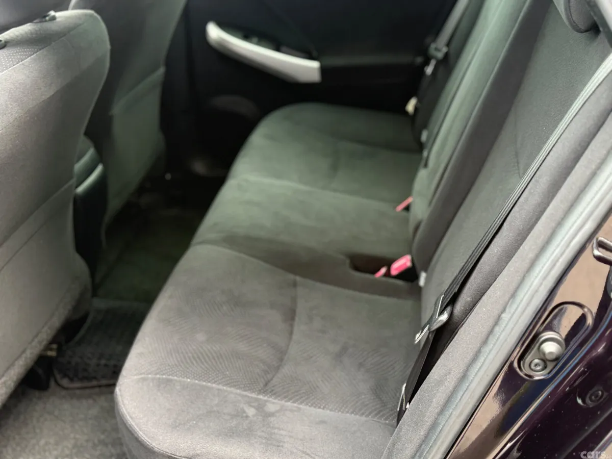 Toyota Prius Hatchback, Petrol Hybrid, 2015, Brown