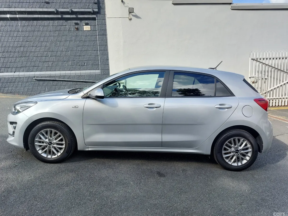 Kia Rio Hatchback, Petrol, 2023, Grey