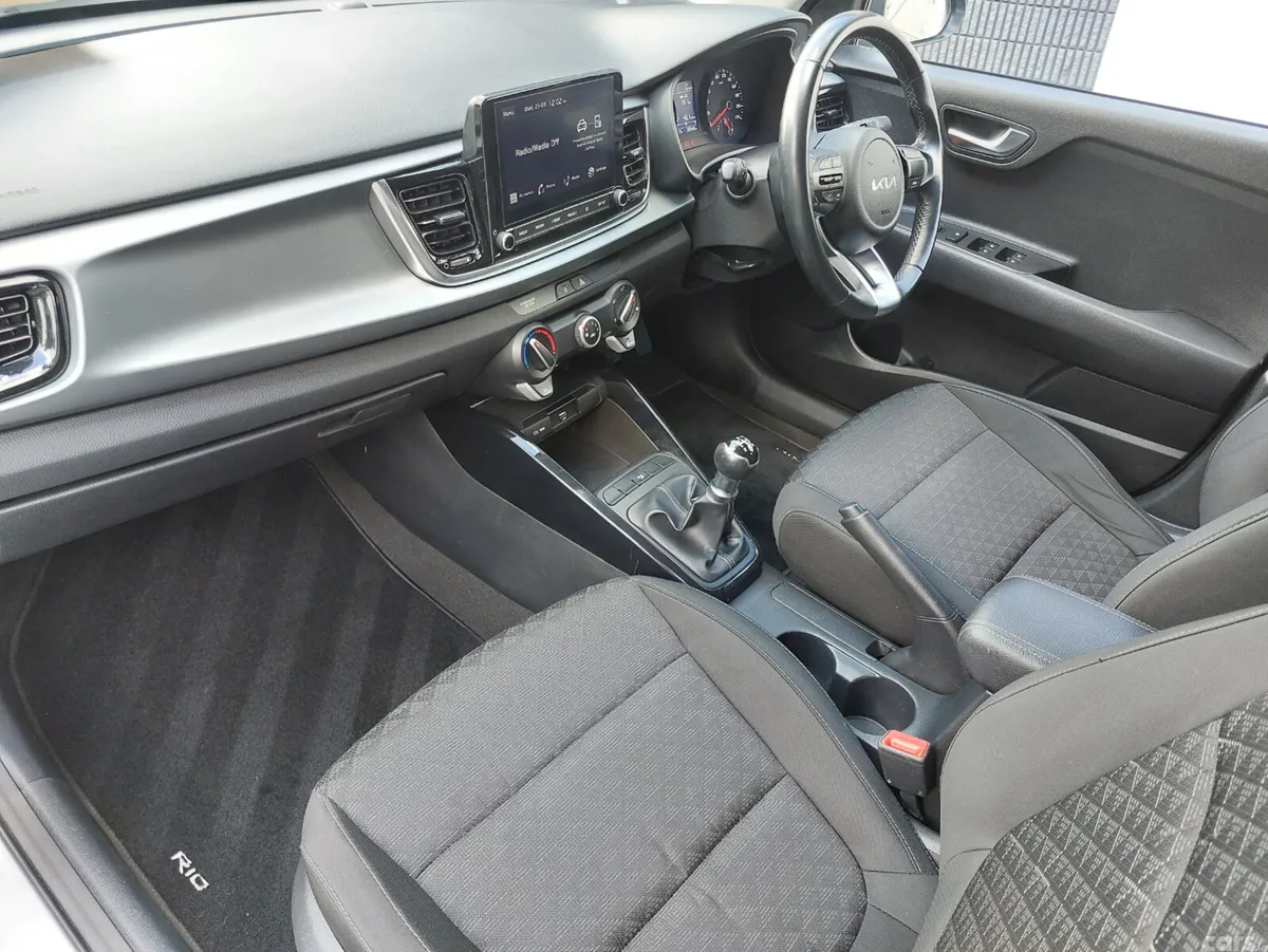 Kia Rio Hatchback, Petrol, 2023, Grey