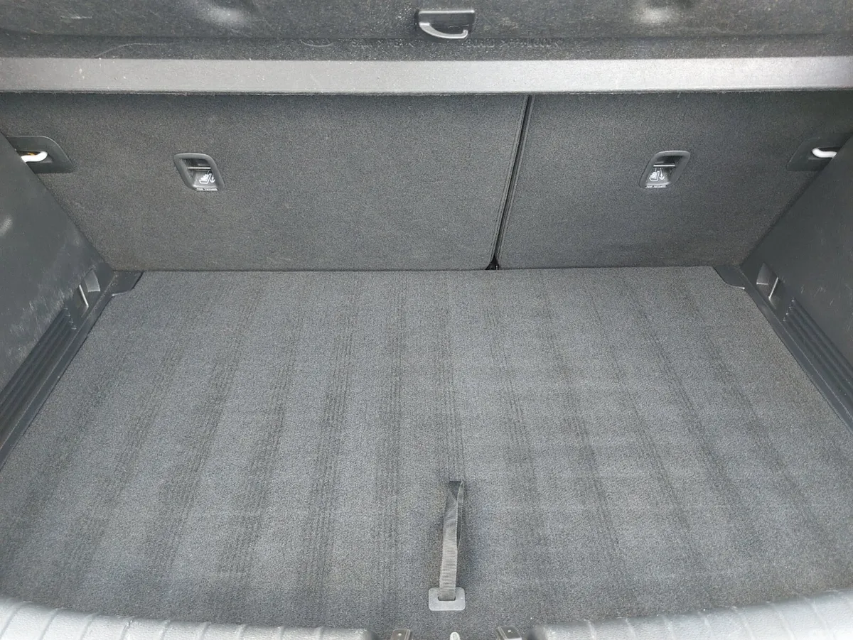 Kia Rio Hatchback, Petrol, 2023, Grey