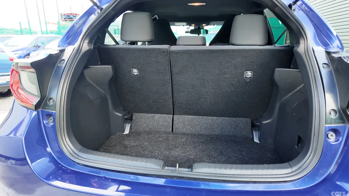 Toyota Yaris Hatchback, Petrol, 2022, Blue