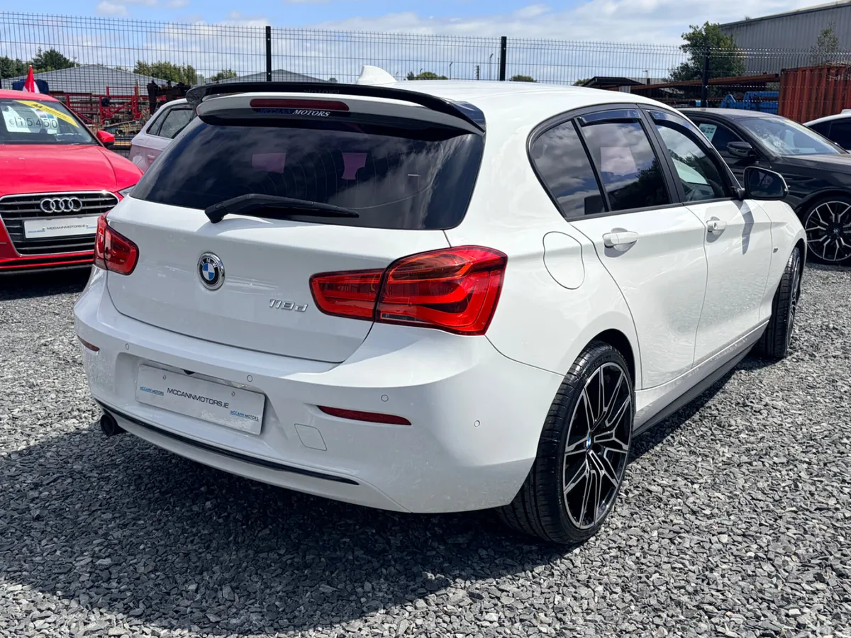 BMW 1-Series Hatchback, Diesel, 2017, White