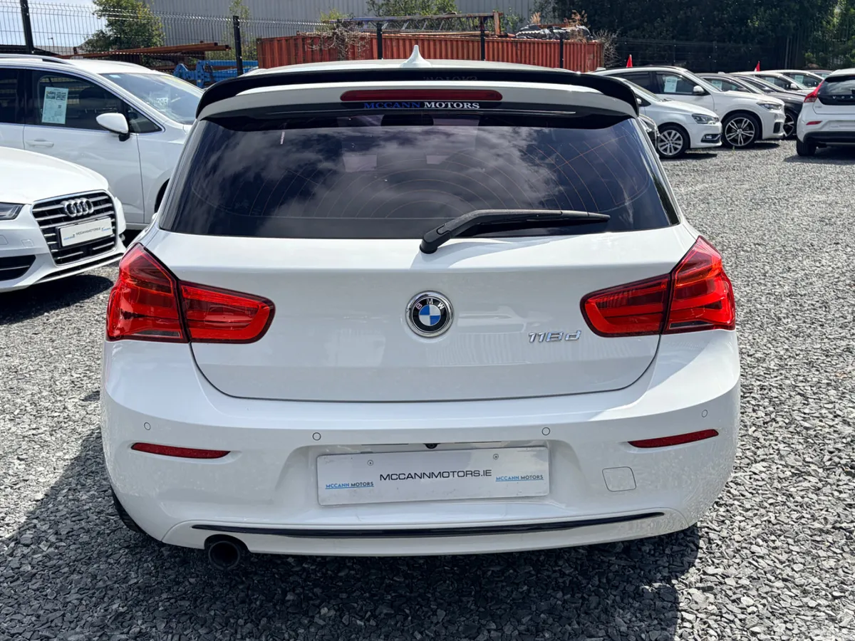 BMW 1-Series Hatchback, Diesel, 2017, White