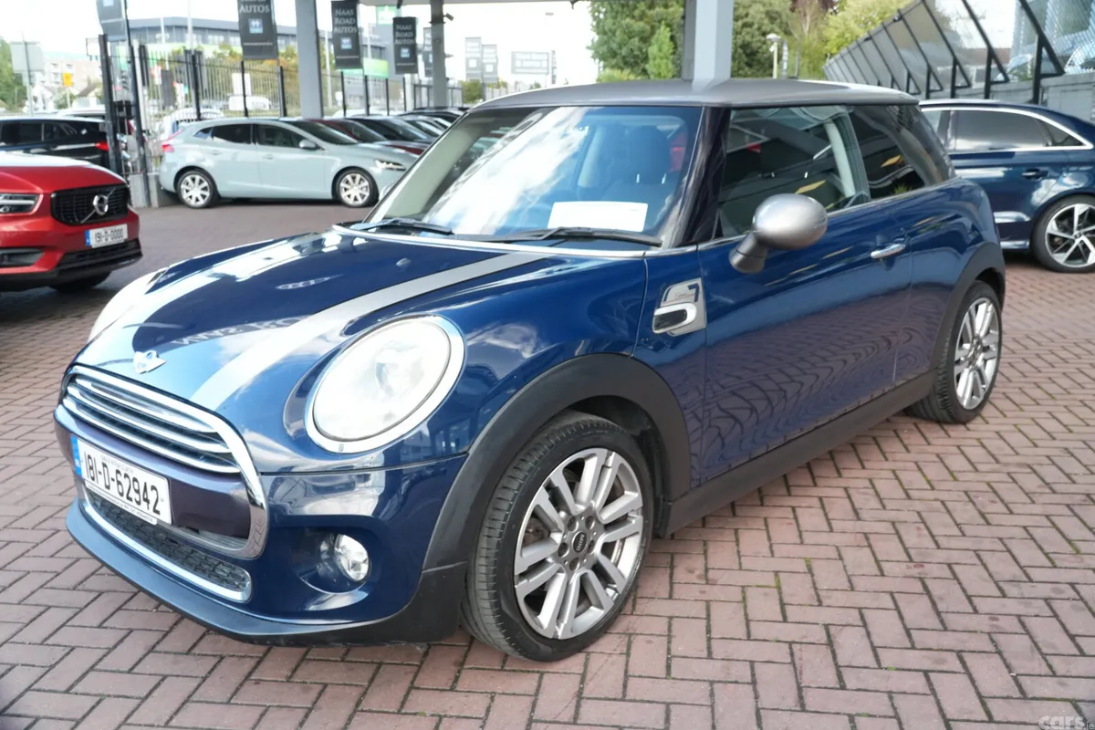 Mini Cooper Hatchback, Diesel, 2018, Blue