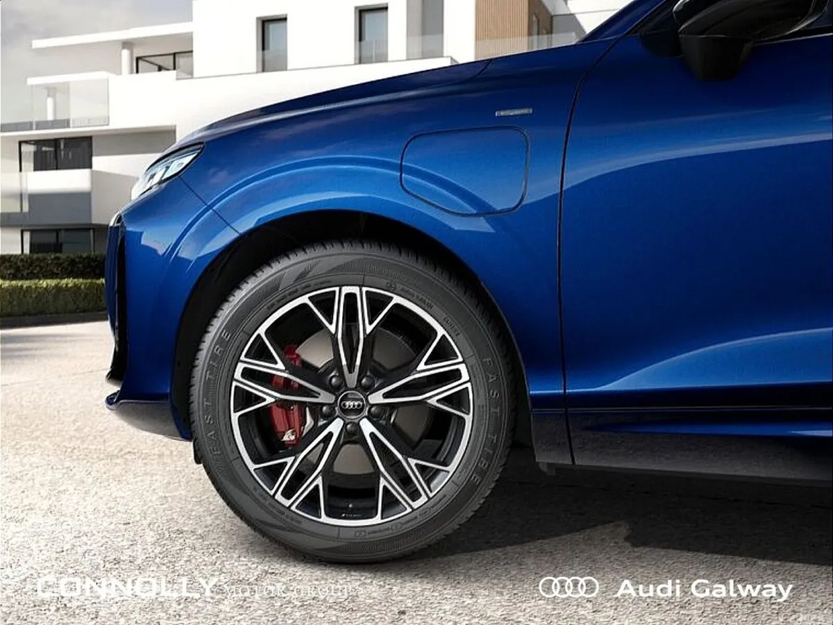 Audi Q3 SUV, Petrol Plug-in Hybrid, 2027, Blue