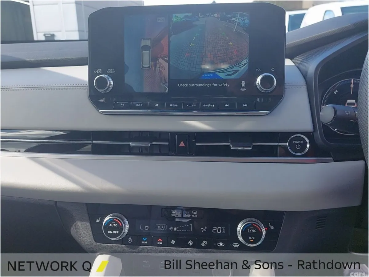 Mitsubishi Outlander SUV, Petrol Plug-in Hybrid, 2023, Silver