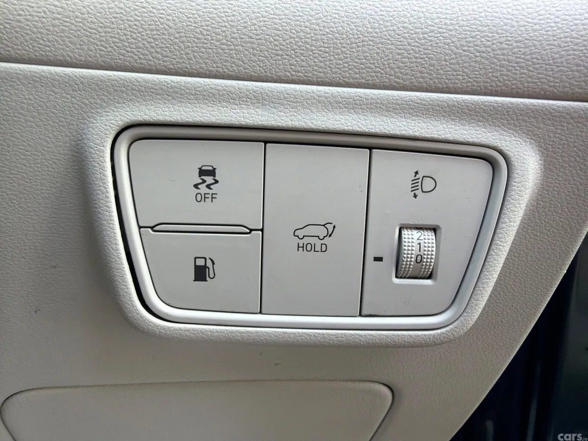 Hyundai Tucson SUV, Petrol Plug-in Hybrid, 2021, Grey