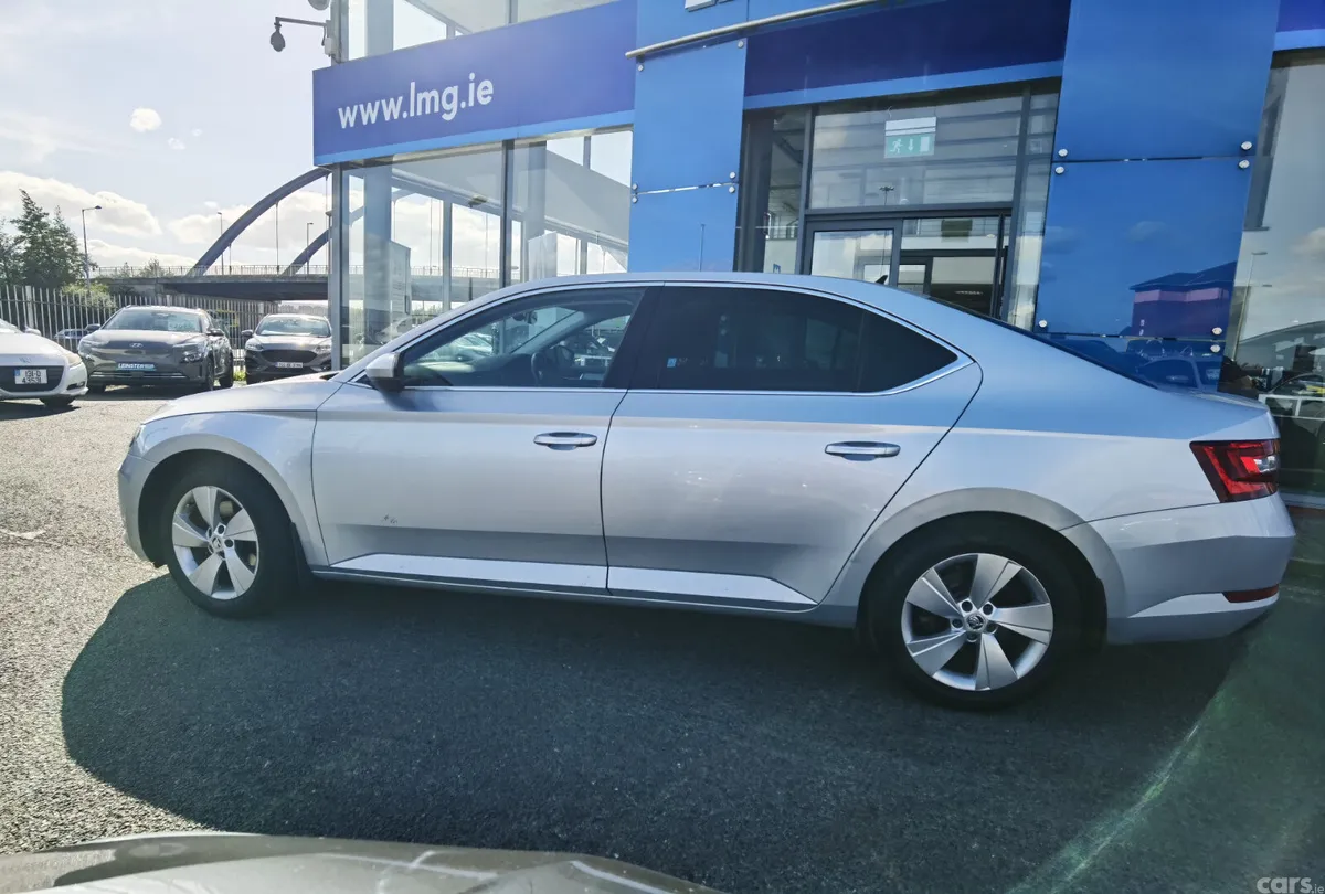 Skoda Superb Saloon, Diesel, 2018, Grey