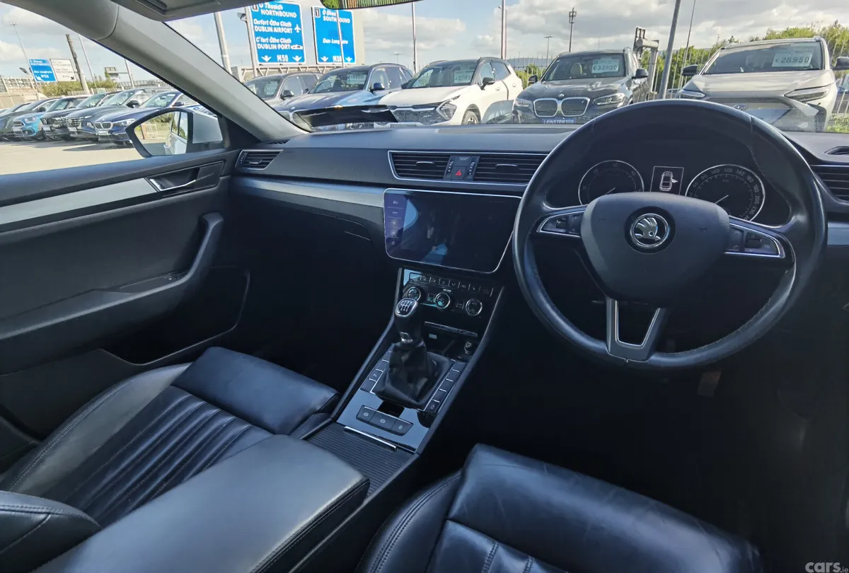 Skoda Superb Saloon, Diesel, 2018, Grey