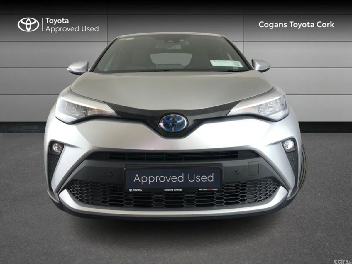 Toyota C-HR SUV, Petrol Hybrid, 2023, Silver