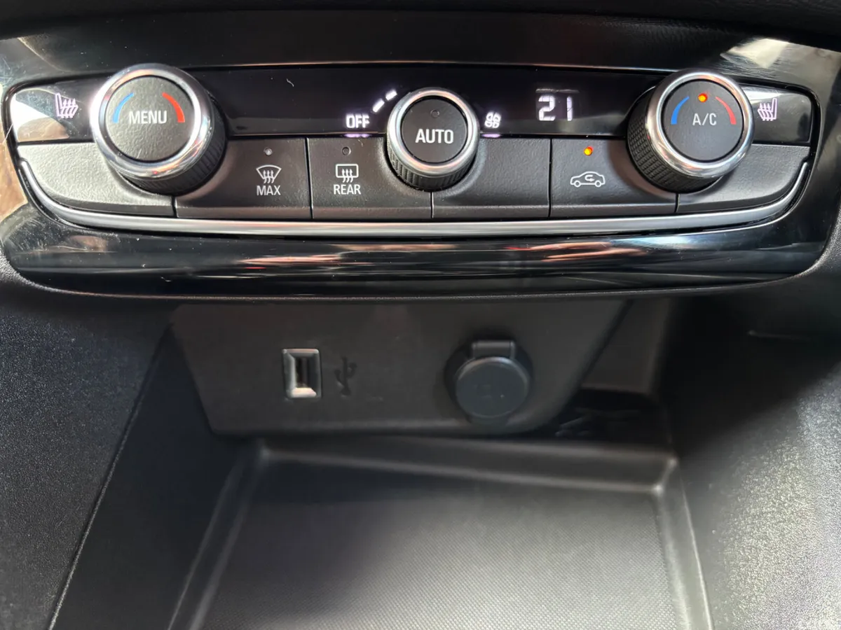 Opel Corsa Hatchback, Petrol, 2023, Grey