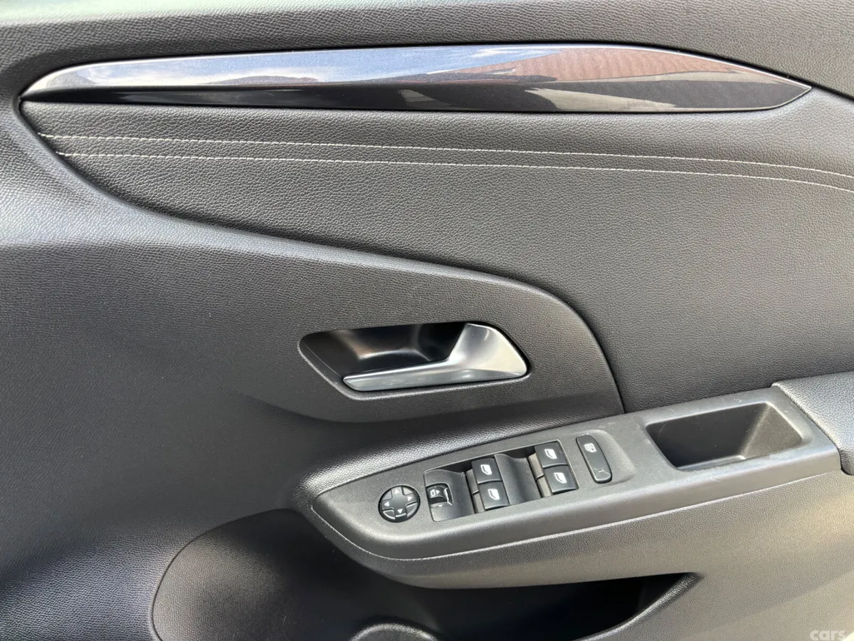 Opel Corsa Hatchback, Petrol, 2023, Grey