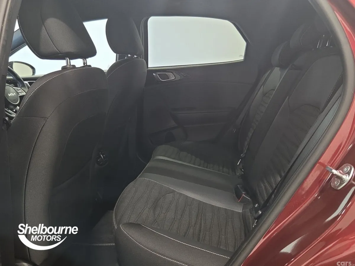 Kia XCeed Hatchback, Petrol, 2026, Red