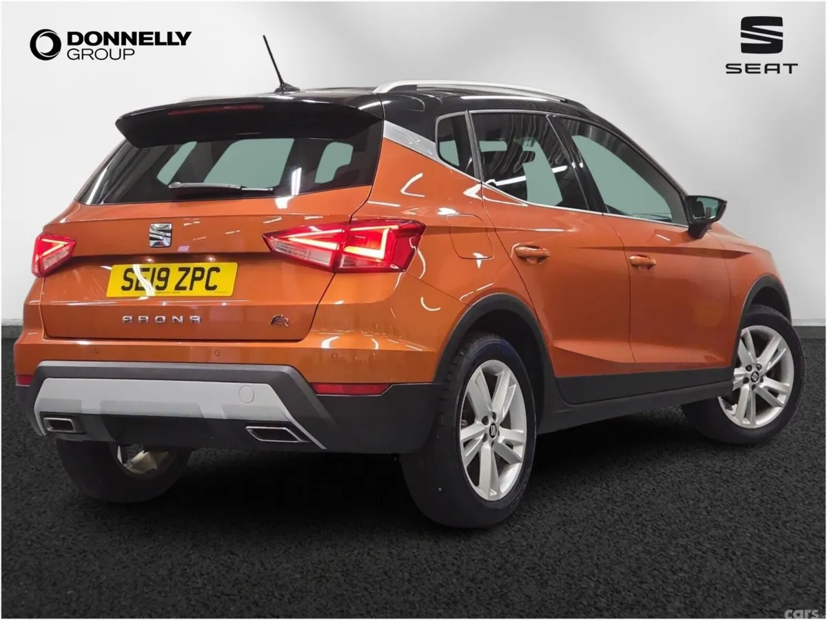 SEAT Arona Hatchback, Petrol, 2019, Orange