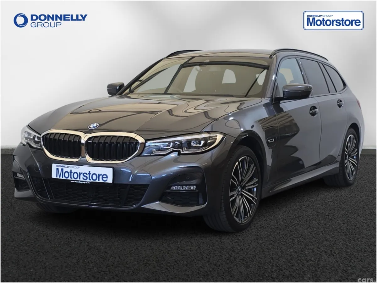 BMW 3-Series Estate, Petrol Hybrid, 2022, Grey