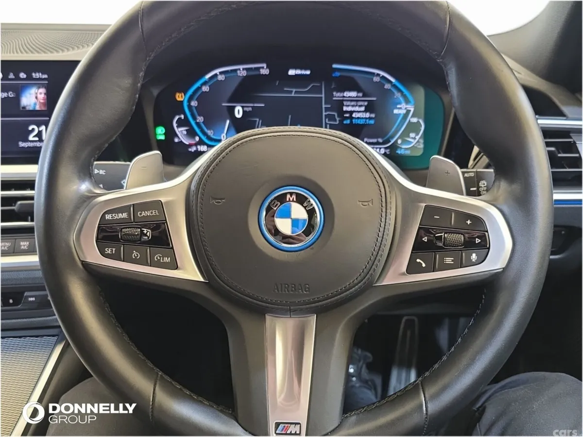 BMW 3-Series Estate, Petrol Hybrid, 2022, Grey