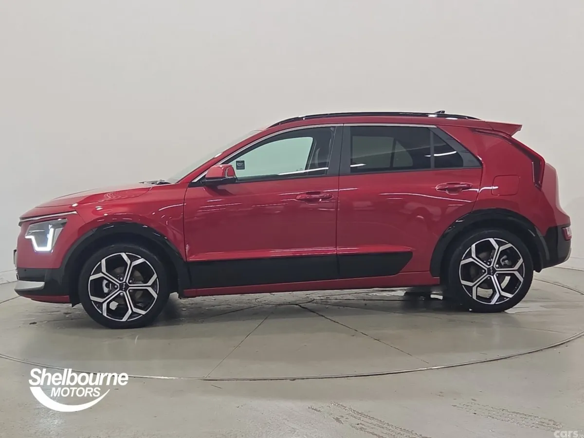 Kia Niro Estate, Petrol Hybrid, 2026, Red