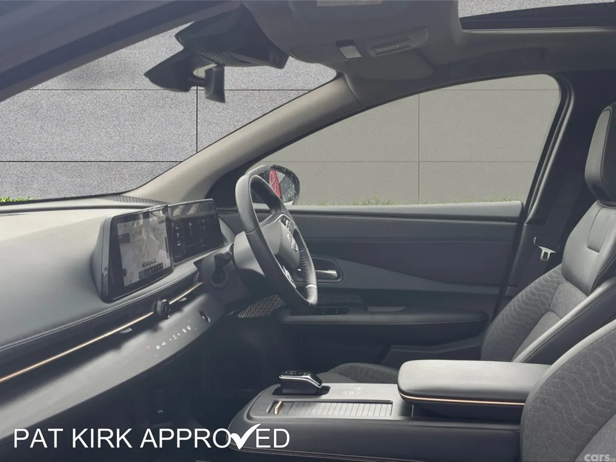 Nissan Ariya Hatchback, Electric, 2024, Grey