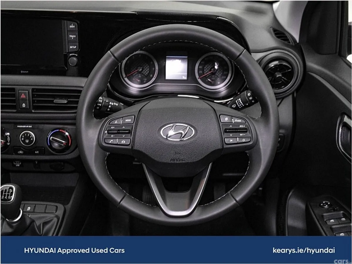 Hyundai i10 Hatchback, Petrol, 2023, Red