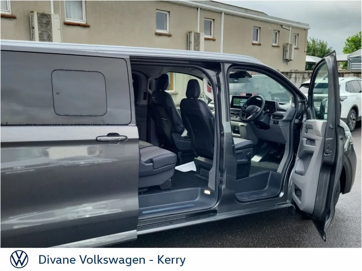 Volkswagen Caravelle MPV, Petrol Plug-in Hybrid, 2027, Grey