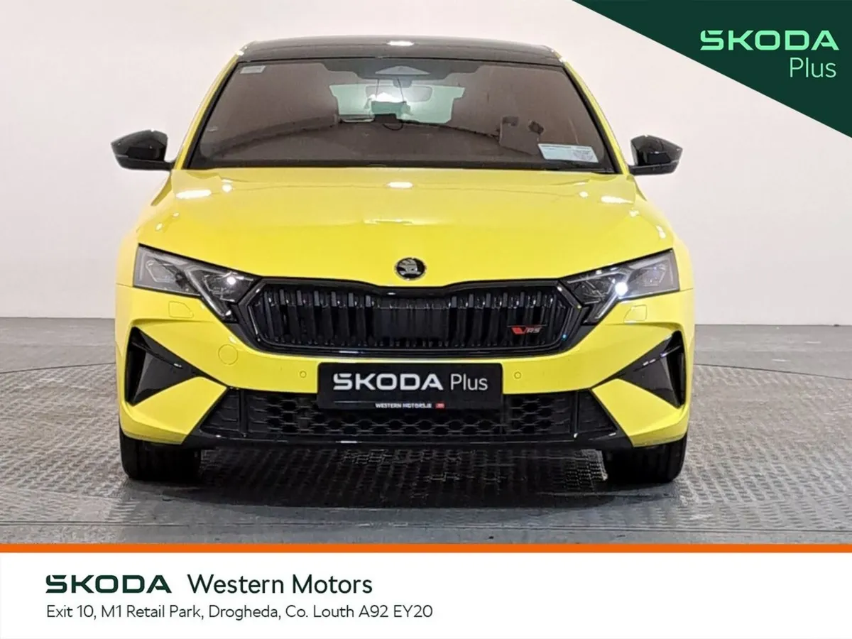 Skoda Octavia Saloon, Petrol, 2026, Yellow