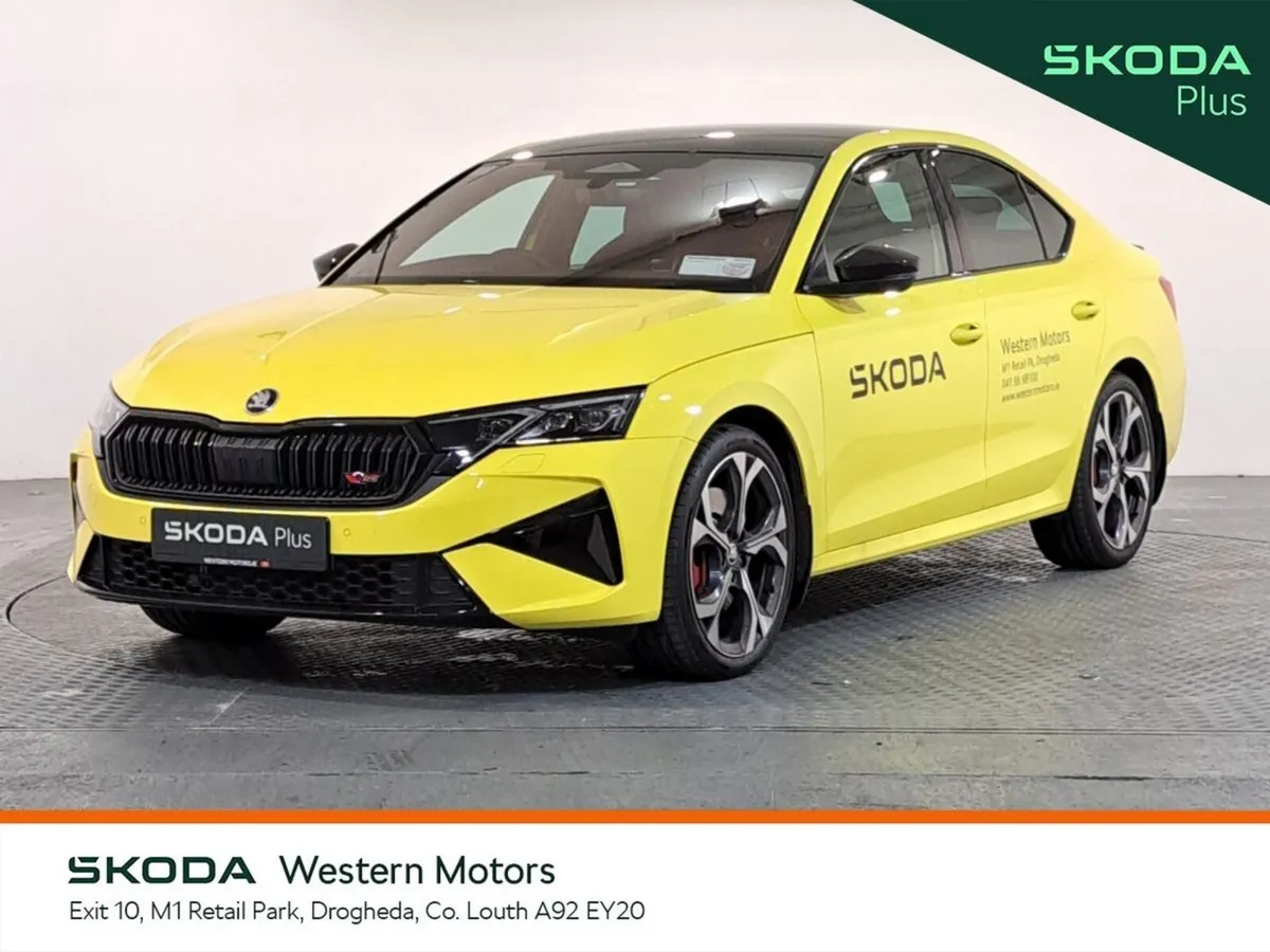 Skoda Octavia Saloon, Petrol, 2026, Yellow