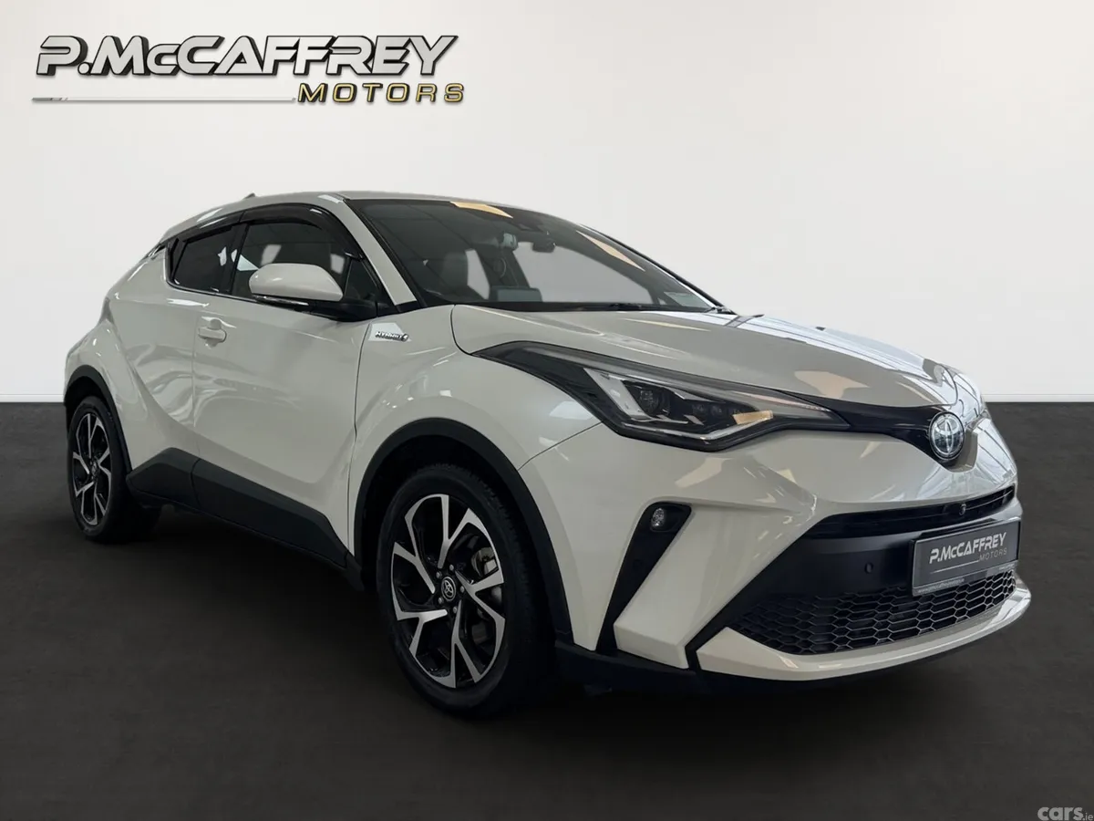Toyota C-HR SUV, Petrol Hybrid, 2020, White