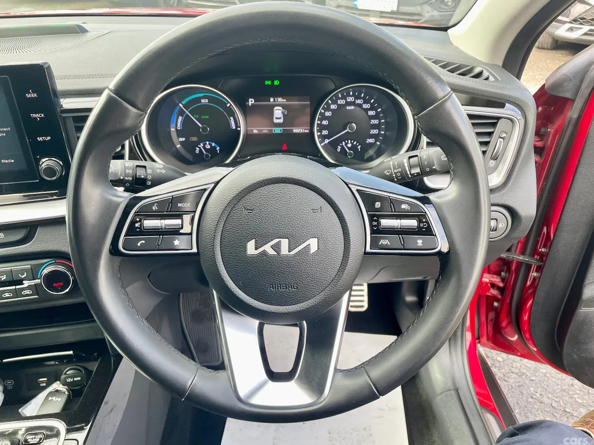 Kia XCeed Hatchback, Petrol Plug-in Hybrid, 2023, Red