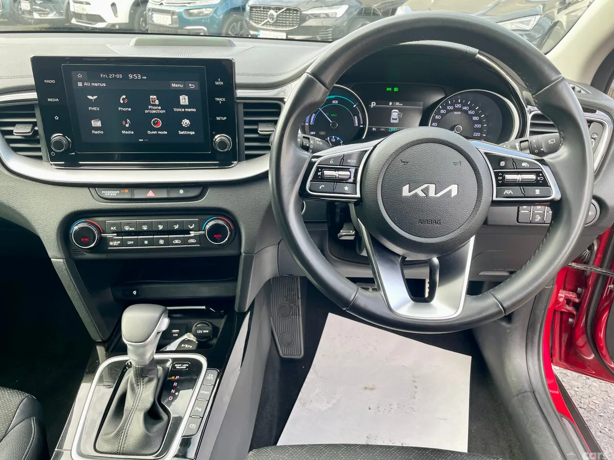 Kia XCeed Hatchback, Petrol Plug-in Hybrid, 2023, Red