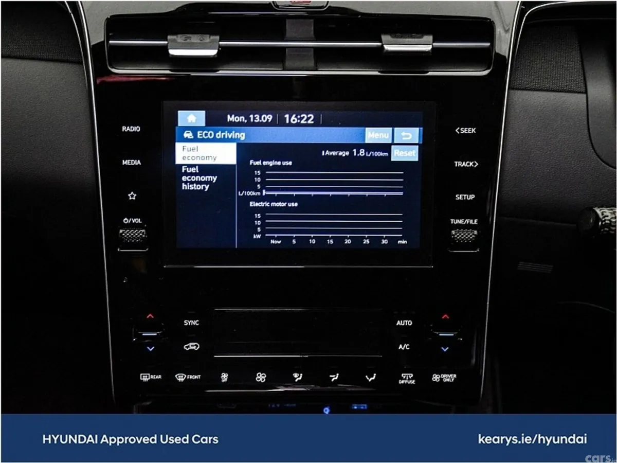 Hyundai Tucson SUV, Petrol Plug-in Hybrid, 2023, White