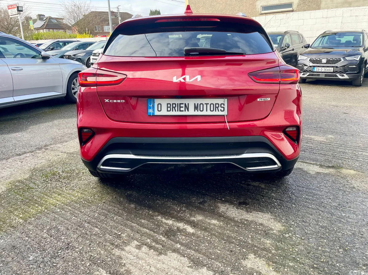 Kia XCeed Hatchback, Petrol Plug-in Hybrid, 2023, Red