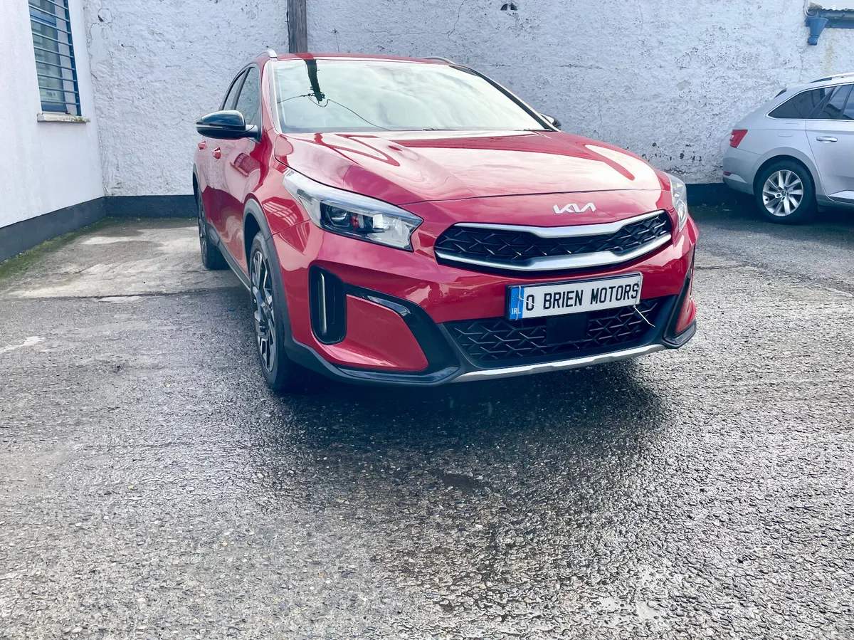 Kia XCeed Hatchback, Petrol Plug-in Hybrid, 2023, Red