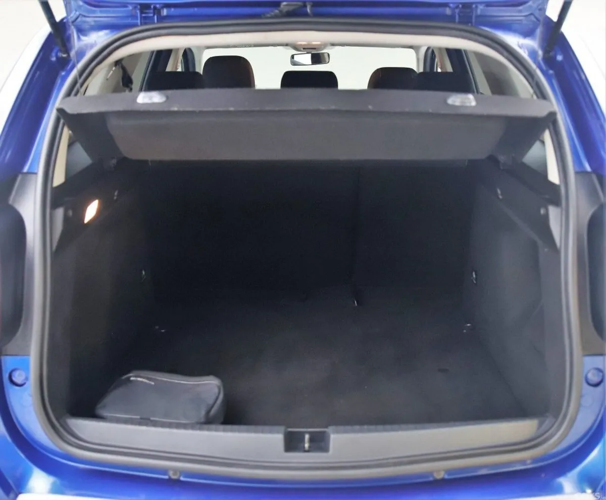 Dacia Duster SUV, Petrol Gas, 2021, Blue