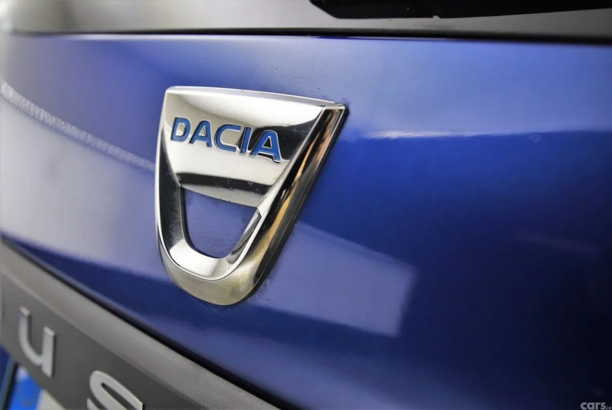 Dacia Duster SUV, Petrol Gas, 2021, Blue