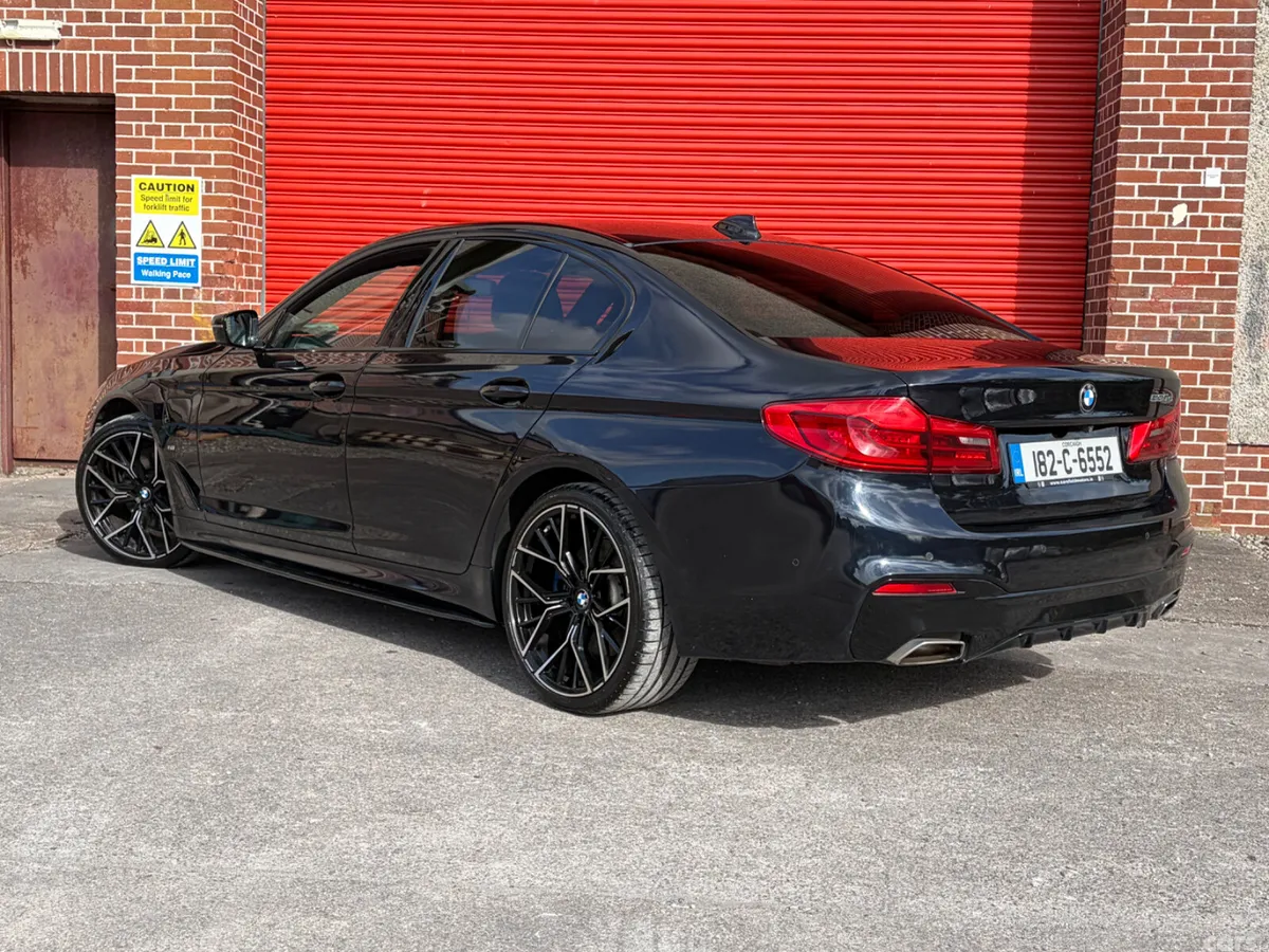 BMW 5-Series Saloon, Petrol Plug-in Hybrid, 2018, Black