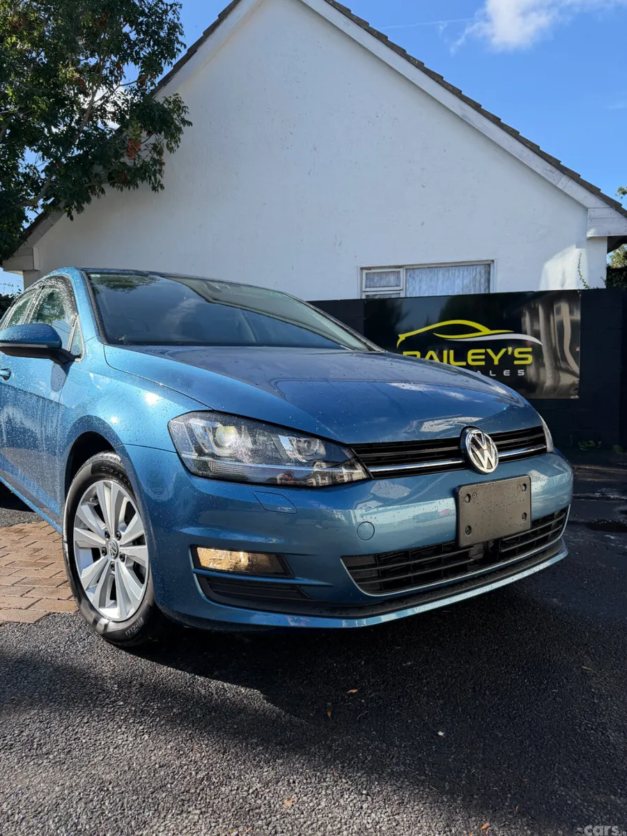 Volkswagen Golf Hatchback, Petrol, 2015, Blue