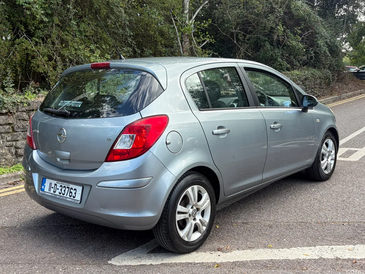 Opel Corsa Hatchback, Petrol, 2011, Silver