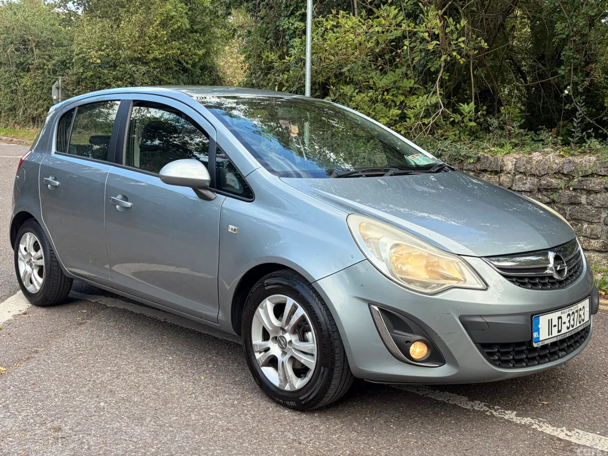 Opel Corsa Hatchback, Petrol, 2011, Silver