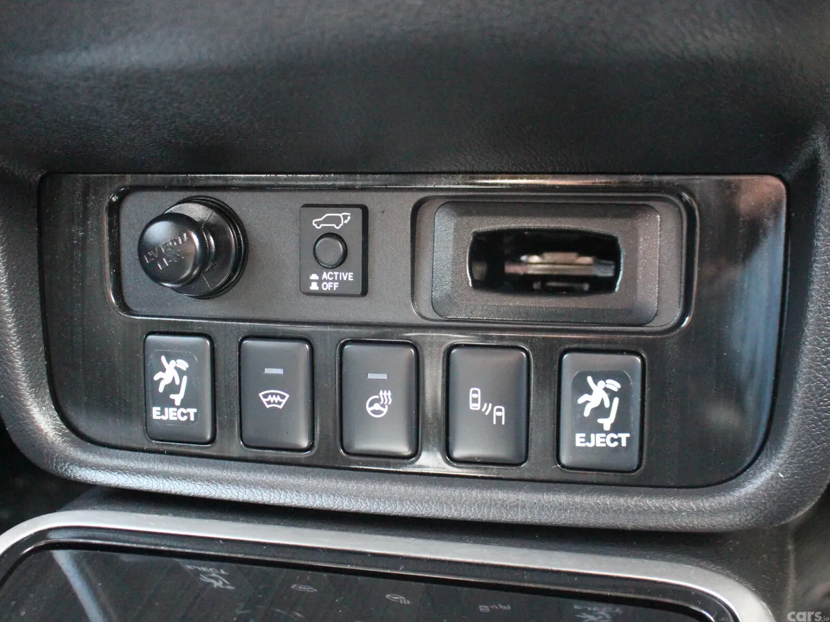 Mitsubishi Outlander SUV, Petrol Plug-in Hybrid, 2018, Red