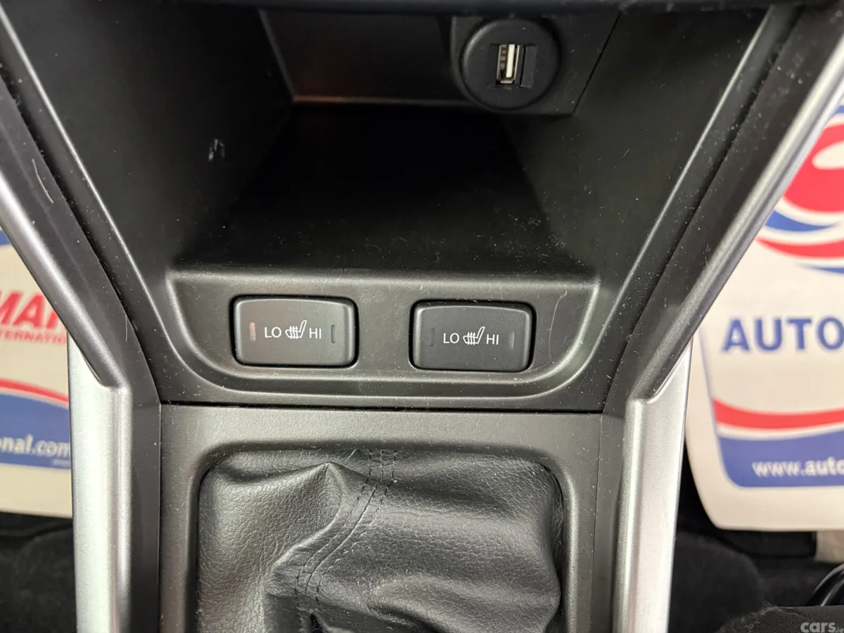 Suzuki SX4 S-Cross SUV, Petrol Hybrid, 2023, Blue