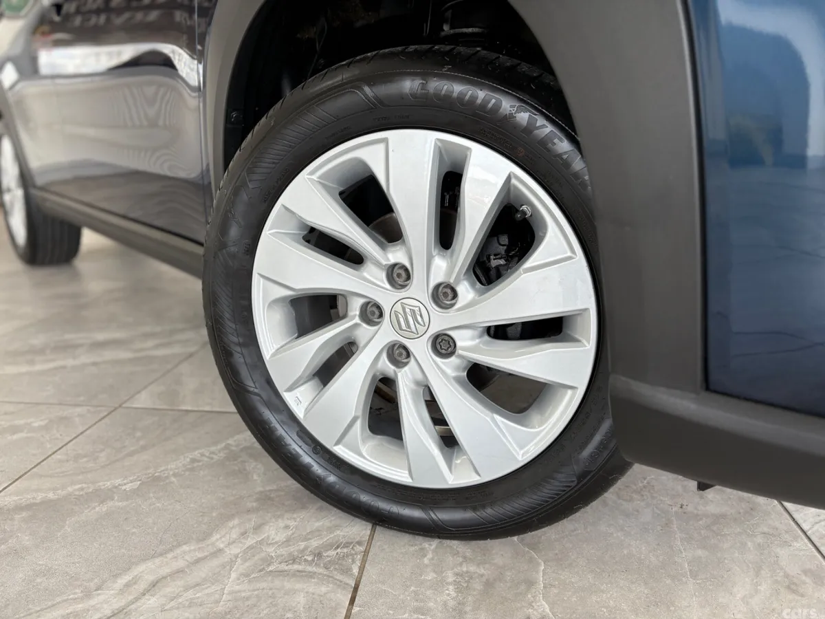 Suzuki SX4 S-Cross SUV, Petrol Hybrid, 2023, Blue
