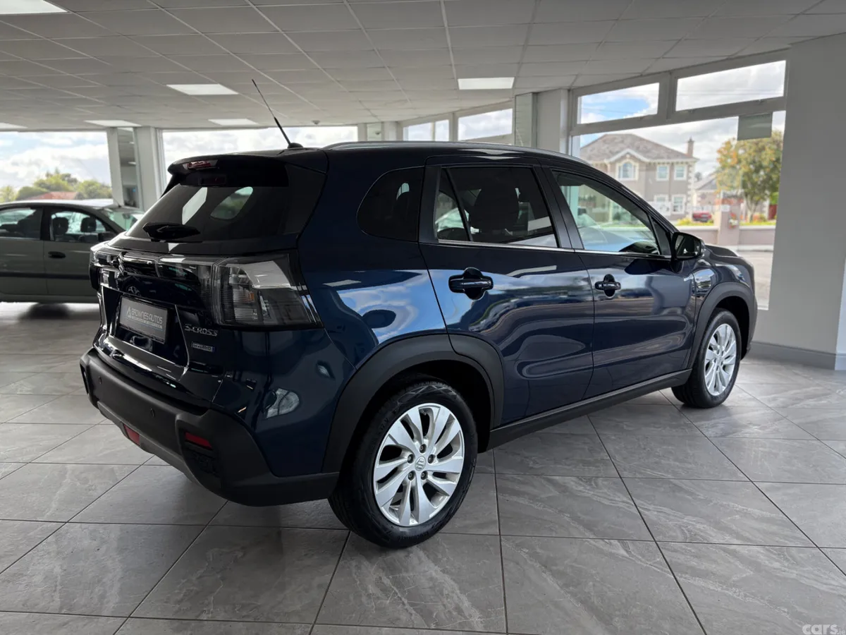 Suzuki SX4 S-Cross SUV, Petrol Hybrid, 2023, Blue